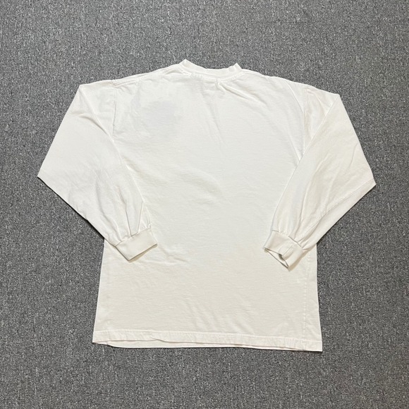 Disney Store Mickey Minnie Mouse Ice Skating Pocket T-Shirt L White Long Sleeve - Picture 2 of 10